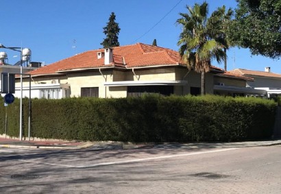 Nicosia Town, Nicosia Detached Villa For Sale | C3775