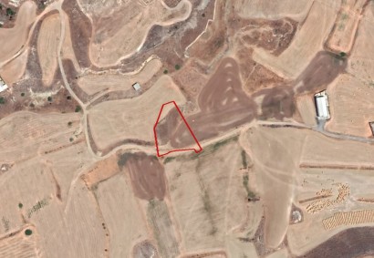 Dali, Nicosia Industrial Land For Sale | C4121