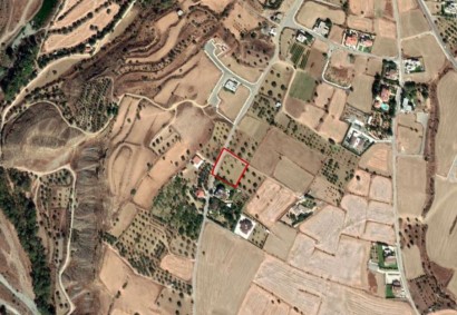 Pera, Nicosia Residential Land For Sale | C6112