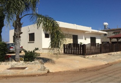 Liopetri, Famagusta Traditional House For Sale | C6438