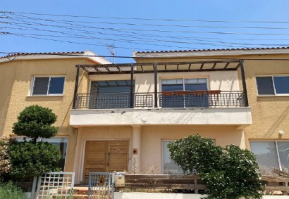 Strovolos, Nicosia Detached Villa For Sale | C7674