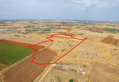 Liopetri, Famagusta Agricultural Land For Sale | C8750