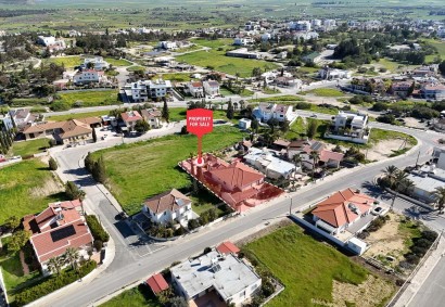 Geri, Nicosia Detached Villa For Sale | C9694