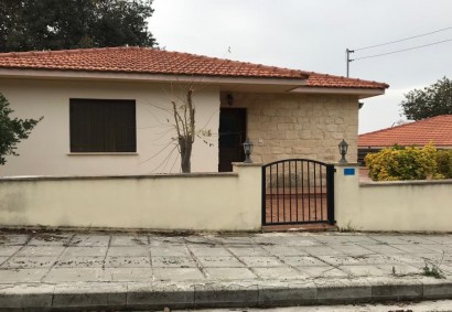 Lysos, Paphos Detached Villa For Sale | C11103