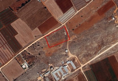 Liopetri, Famagusta Agricultural Land For Sale | C11587