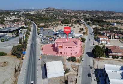 Anglisides, Larnaca Detached Villa For Sale | C11718