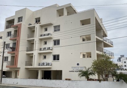 Larnaka Town, Larnaca Apartment For Sale | C11804