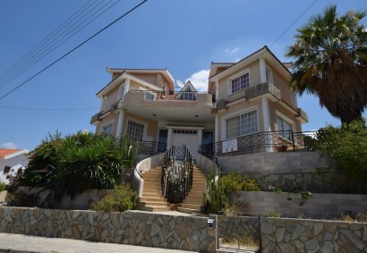 Egkomi, Nicosia Detached Villa For Sale | C12411