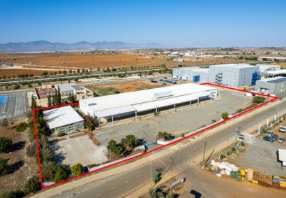 Kokkinotrimithia, Nicosia Warehouse For Sale | C12676