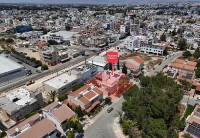 Strovolos, Nicosia Detached Villa For Sale | C13161