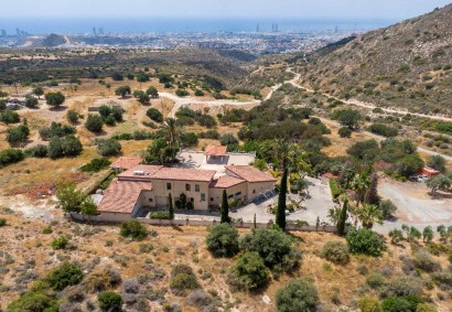 Agios Athanasios, Limassol Detached Villa For Sale | C13210