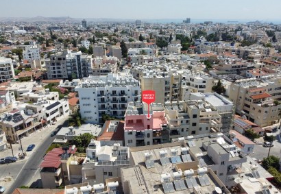 Larnaka Town, Larnaca Apartment For Sale | C13267