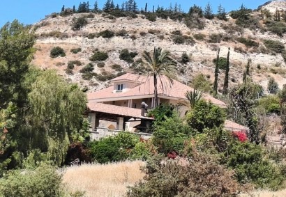 Palodeia, Limassol Detached Villa For Sale | C13333